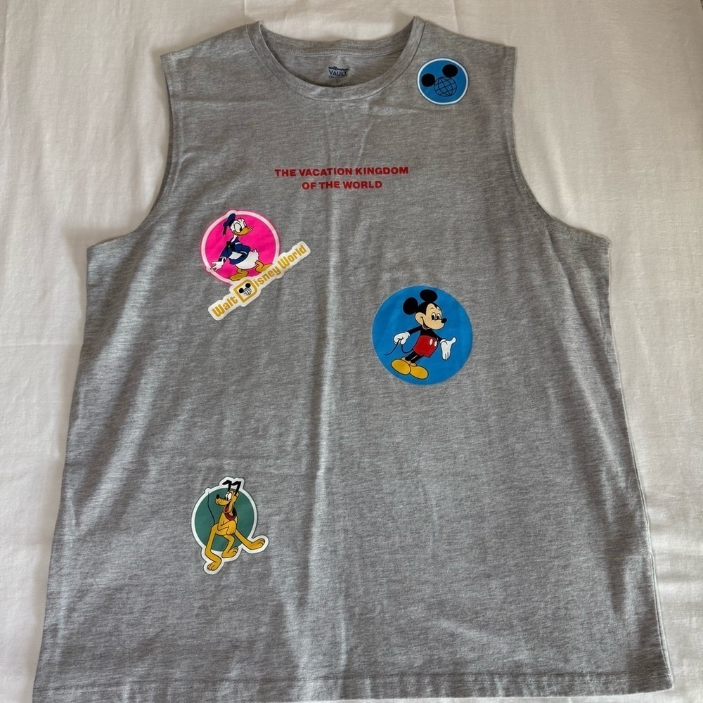 Disney World 50th Men’s T-shirt Vault Collection Sleeveless Size Large Mickey